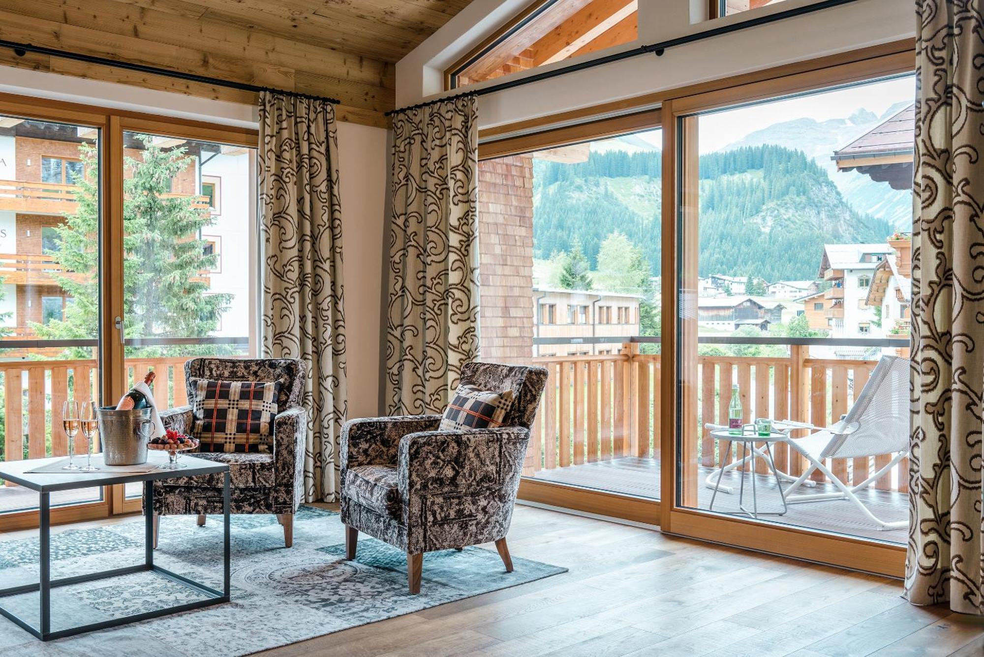Hotel Auenhof Lech am Arlberg Exterior photo